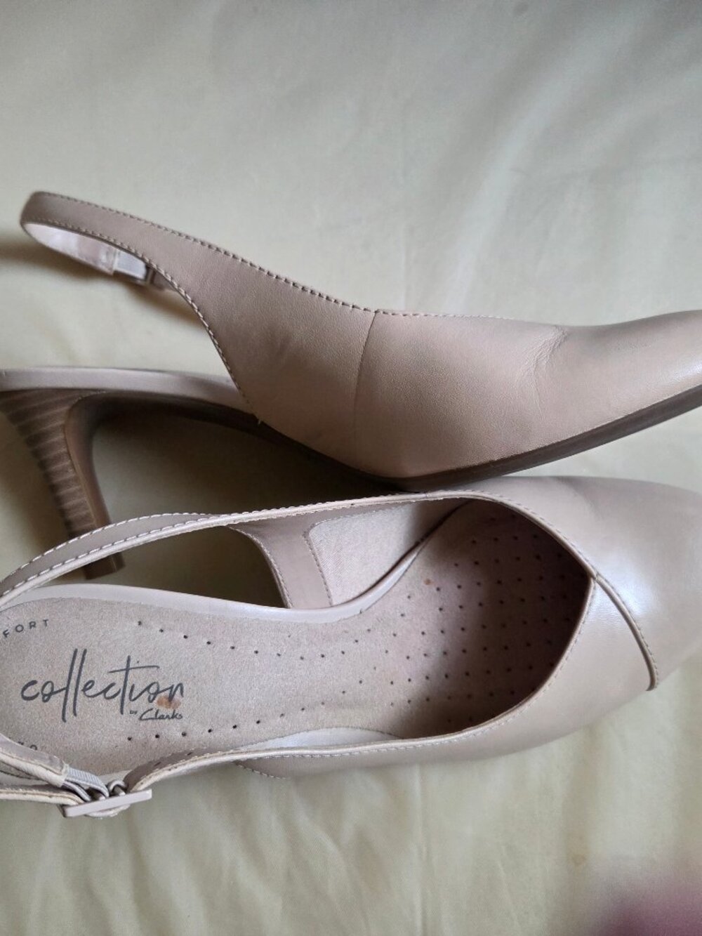 Clarks dress sling-back blush leather pumps